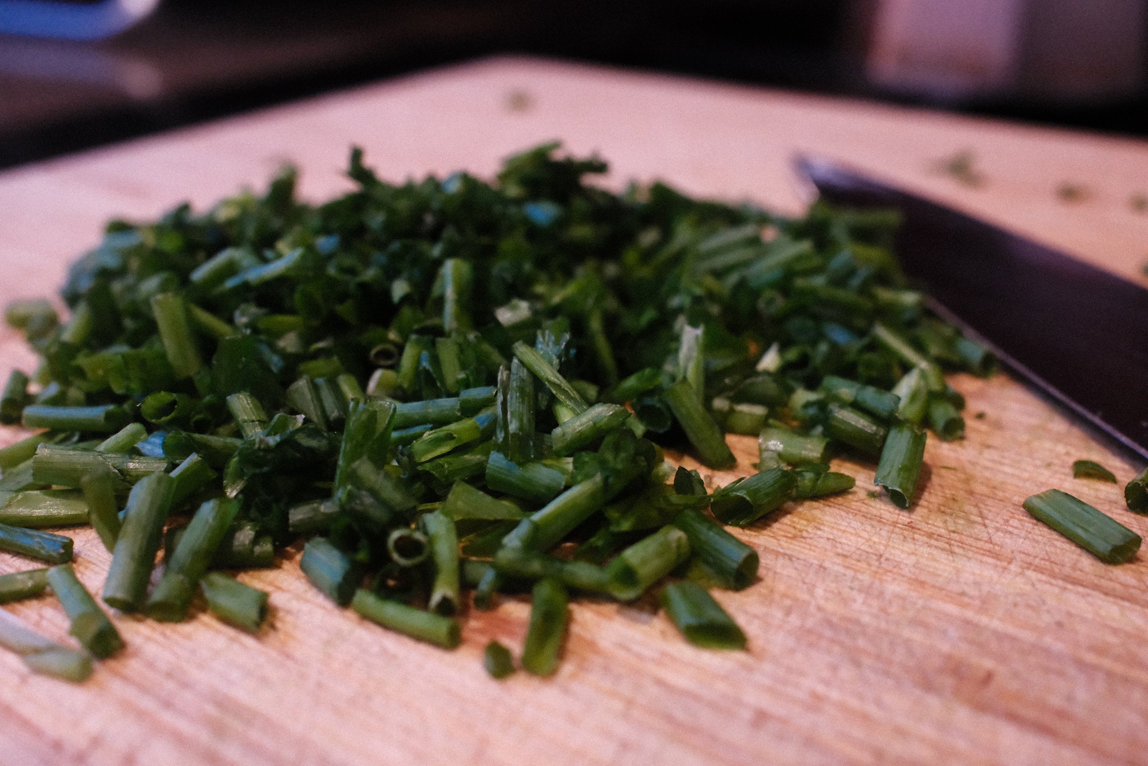 close-up photo of chopped chives